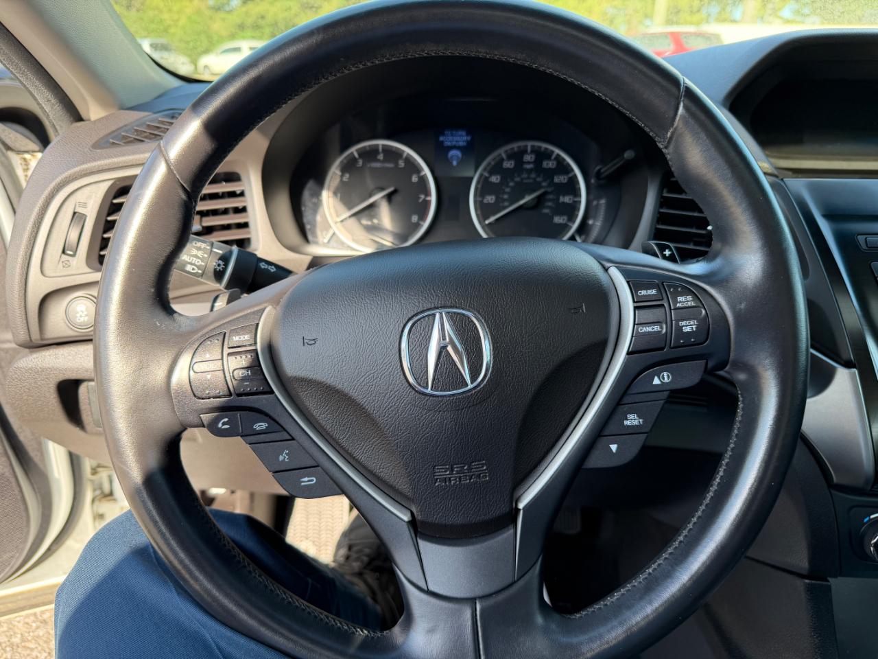 Acura ILX 4dr Sdn 2.0L 2014