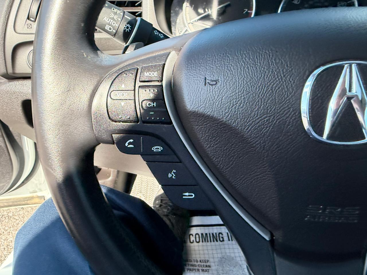 Acura ILX 4dr Sdn 2.0L 2014