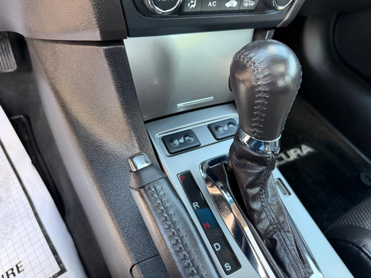 Acura ILX 4dr Sdn 2.0L 2014