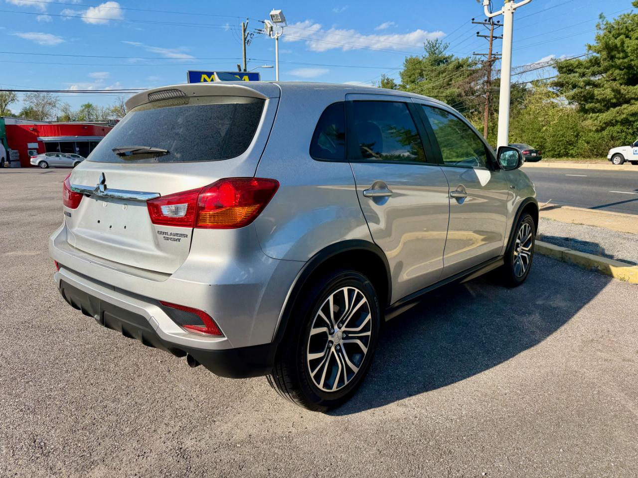 Mitsubishi Outlander Sport ES 2.0 CVT 2019