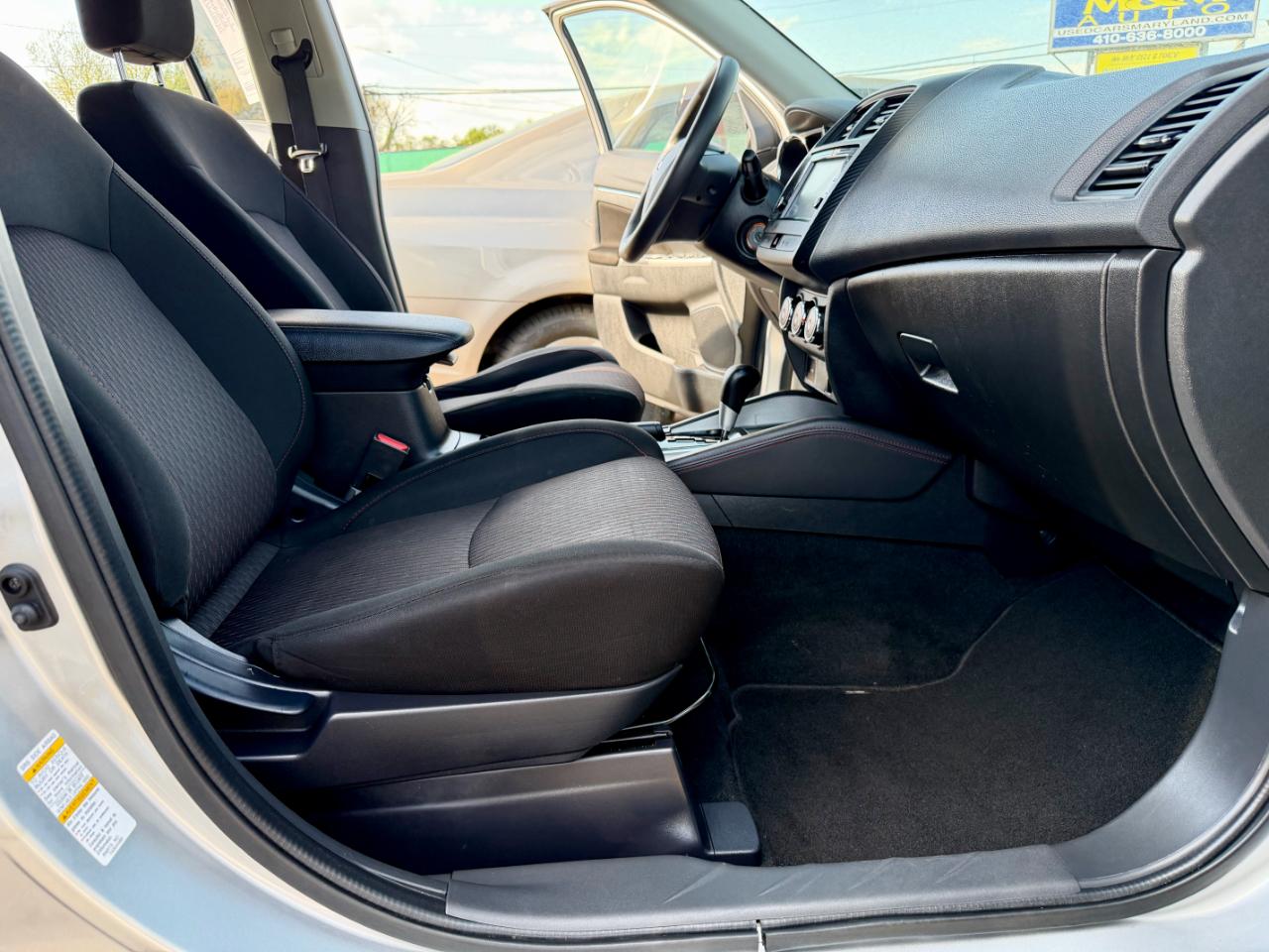 Mitsubishi Outlander Sport ES 2.0 CVT 2019