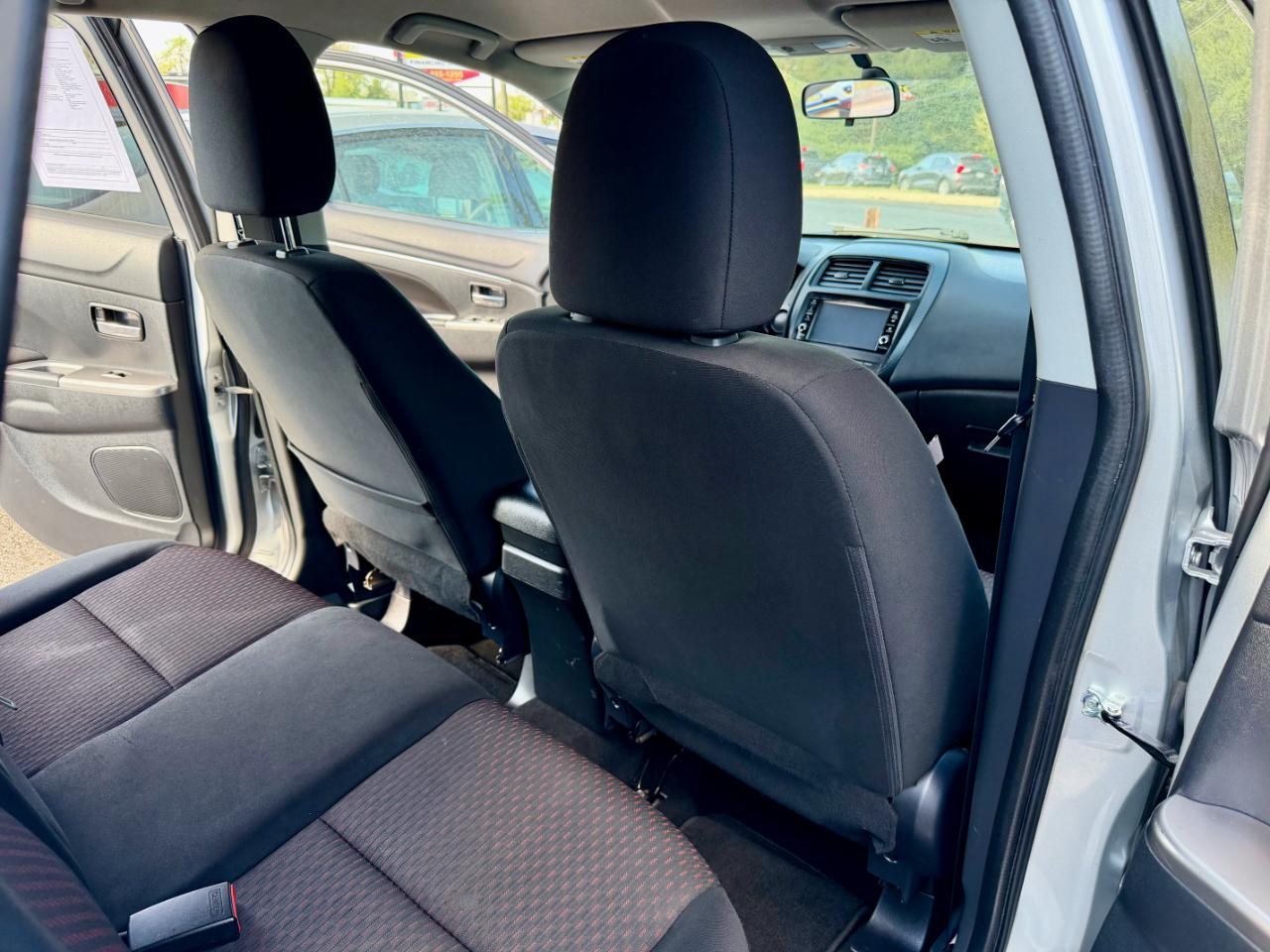 Mitsubishi Outlander Sport ES 2.0 CVT 2019