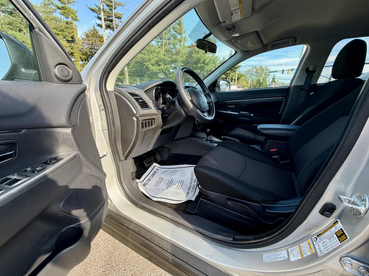 Mitsubishi Outlander Sport ES 2.0 CVT 2019