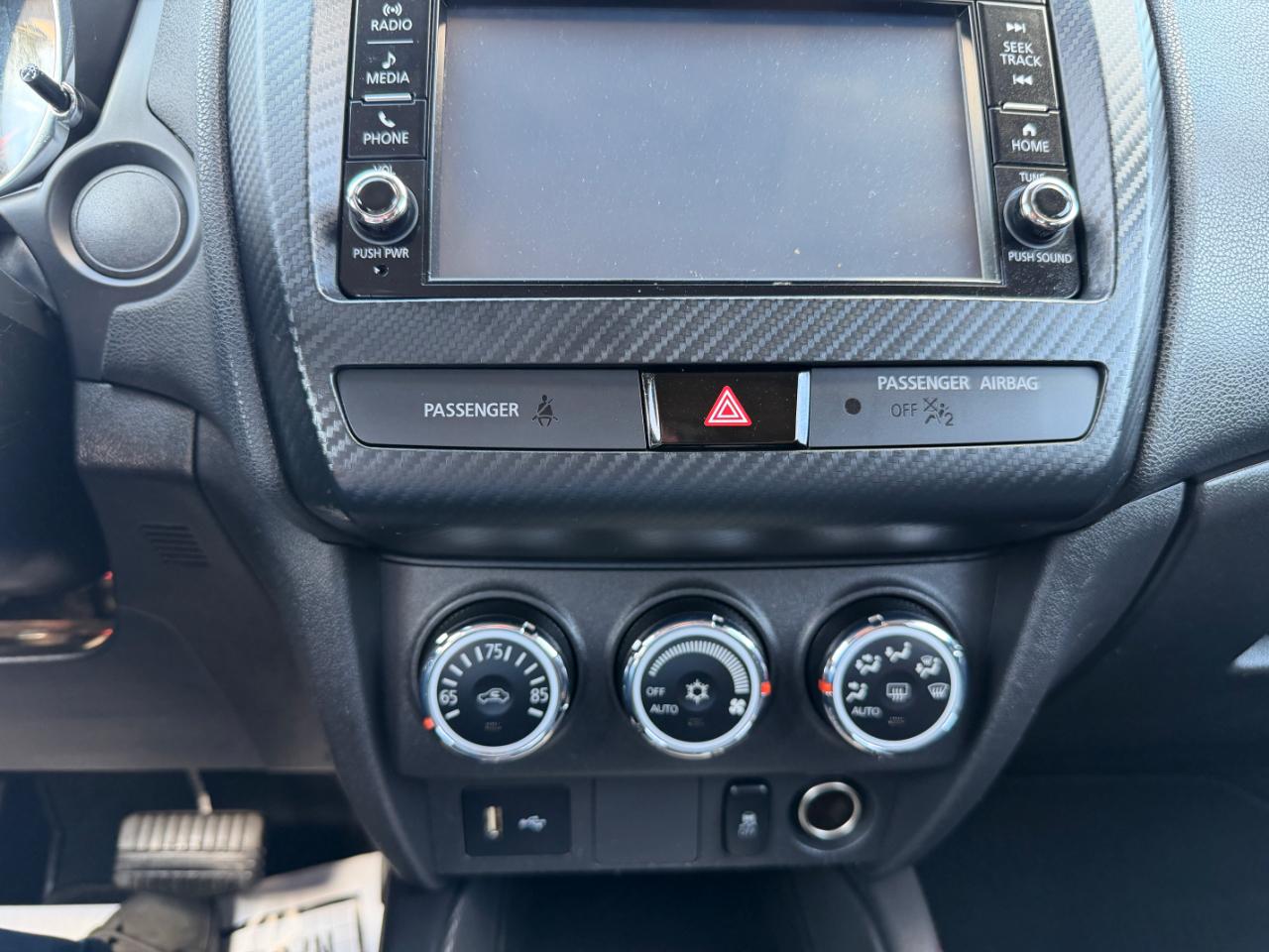 Mitsubishi Outlander Sport ES 2.0 CVT 2019