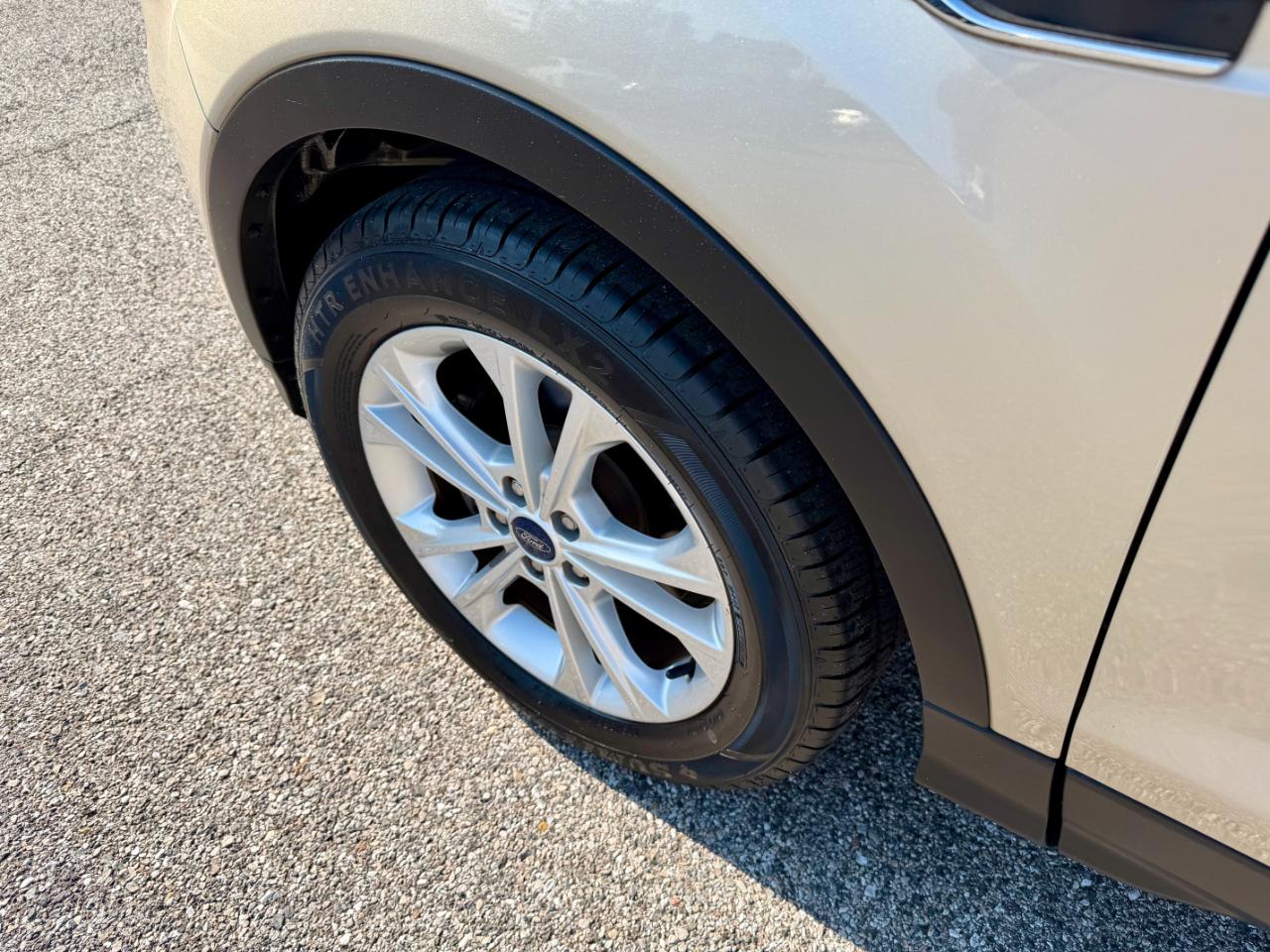 Ford Escape SE FWD 2017