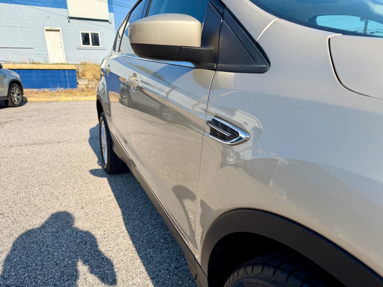 Ford Escape SE FWD 2017