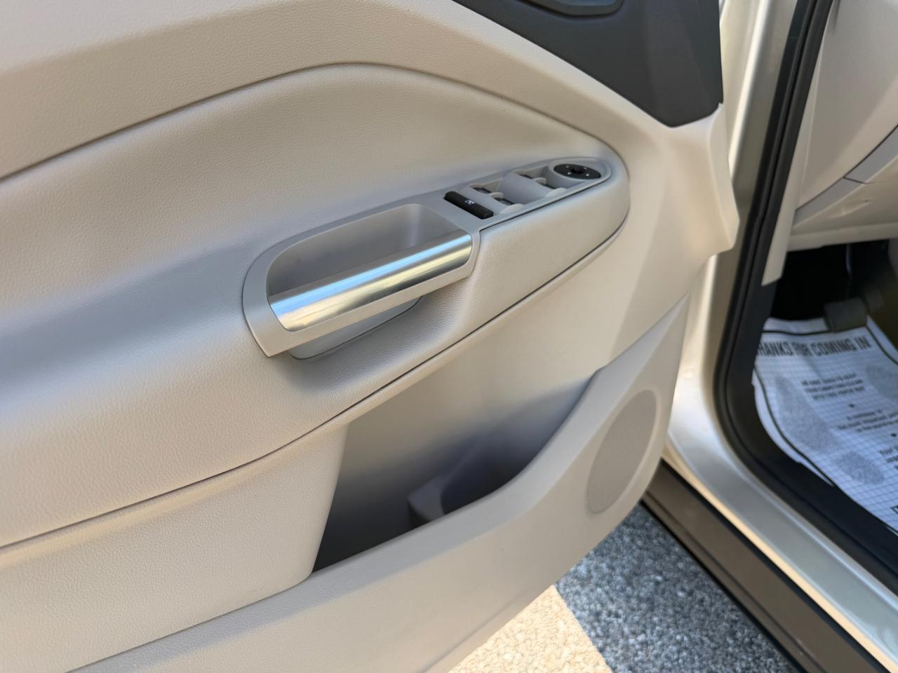 Ford Escape SE FWD 2017