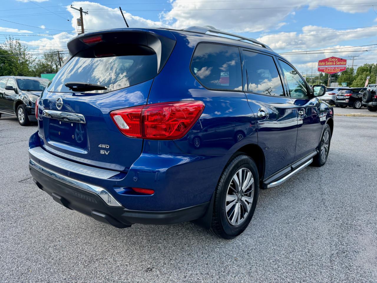 Nissan Pathfinder 4x4 SV 2018