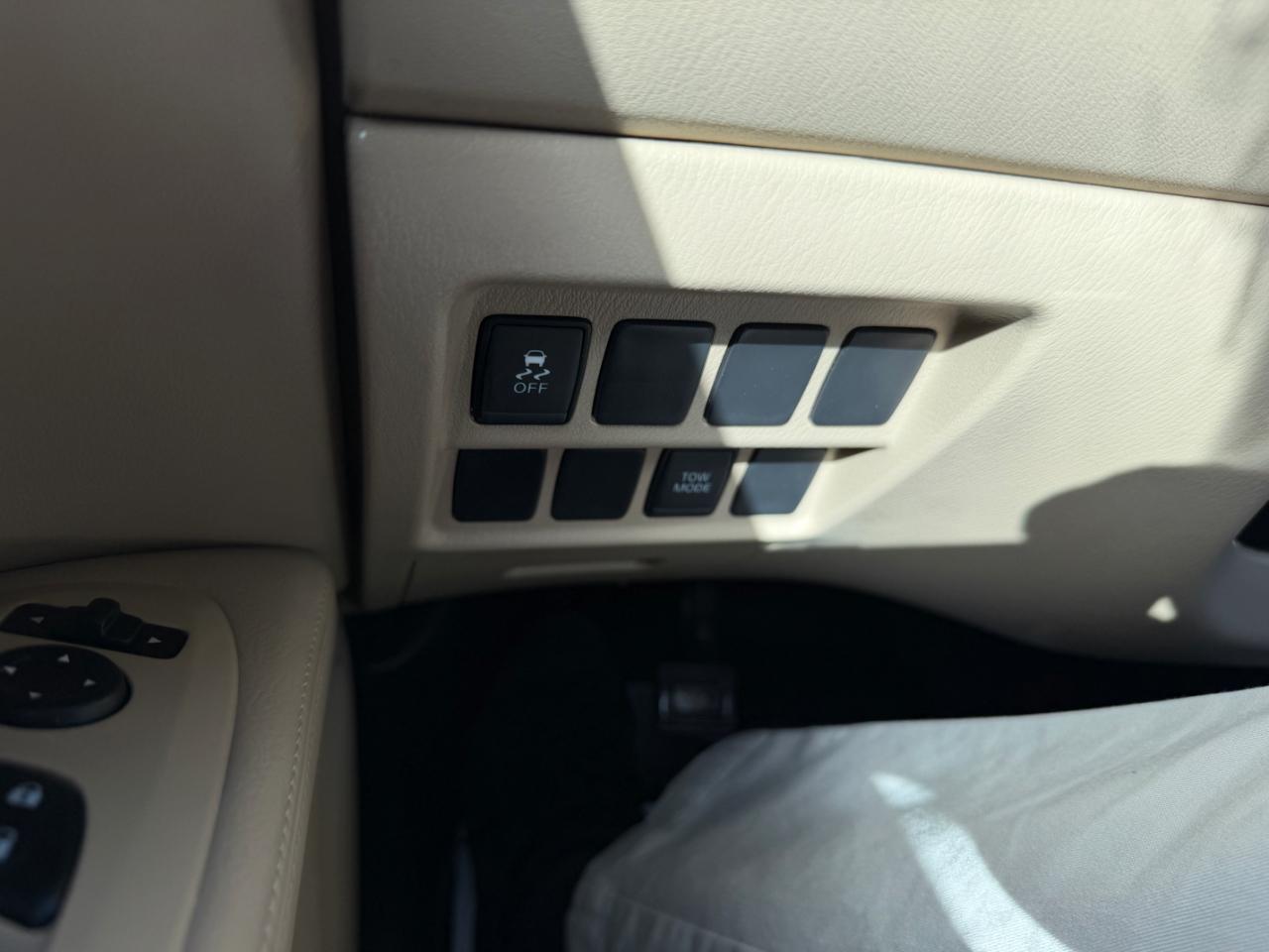 Nissan Pathfinder 4x4 SV 2018