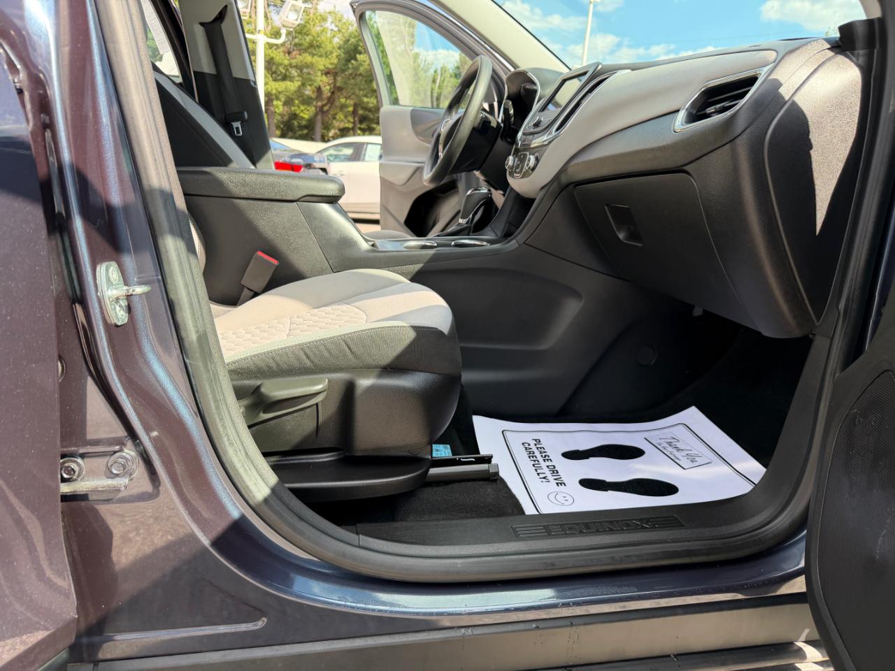 Chevrolet Equinox FWD 4dr LS w/1LS 2019