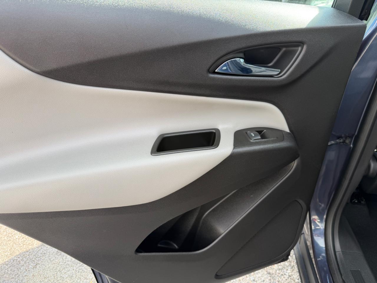 Chevrolet Equinox FWD 4dr LS w/1LS 2019
