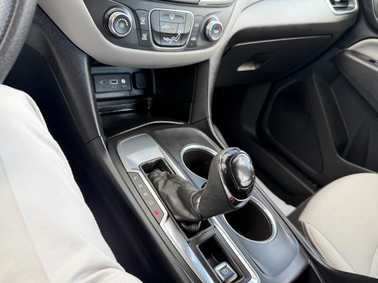Chevrolet Equinox FWD 4dr LS w/1LS 2019