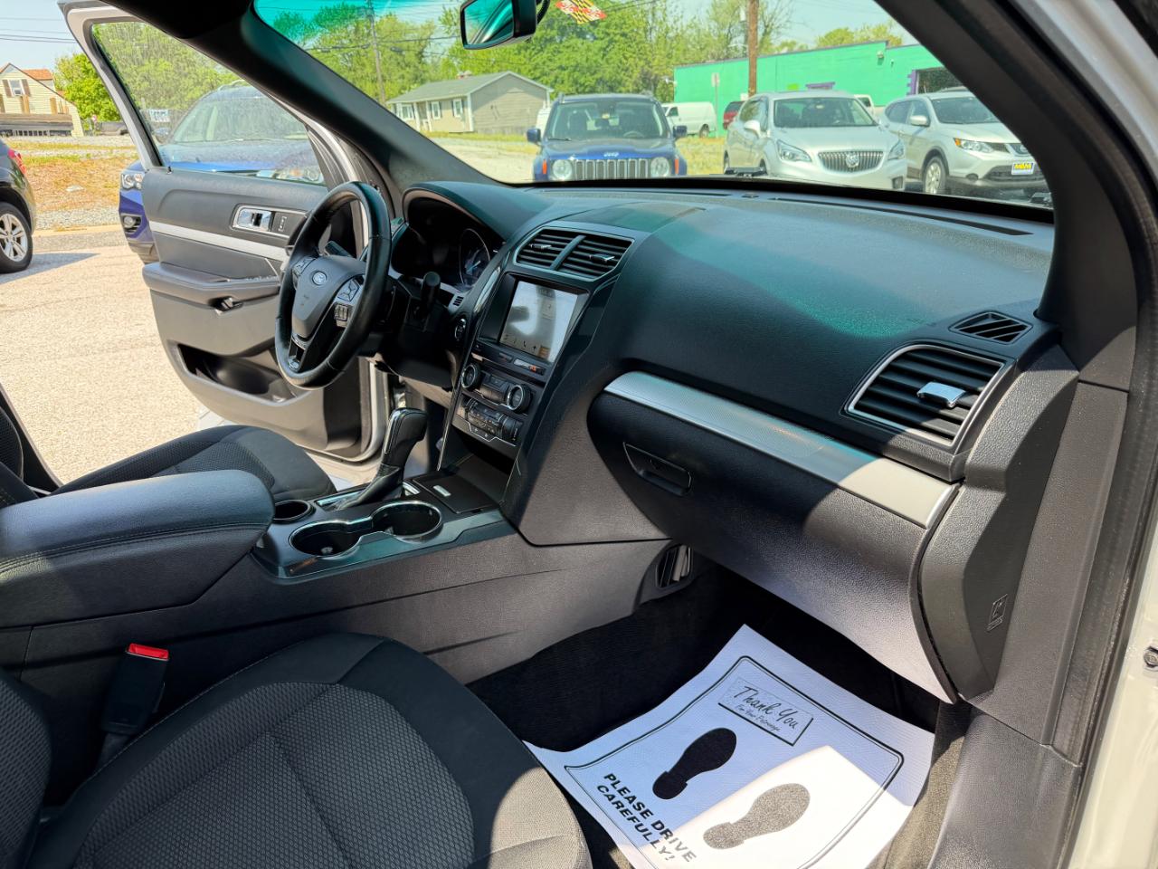 Ford Explorer XLT FWD 2017