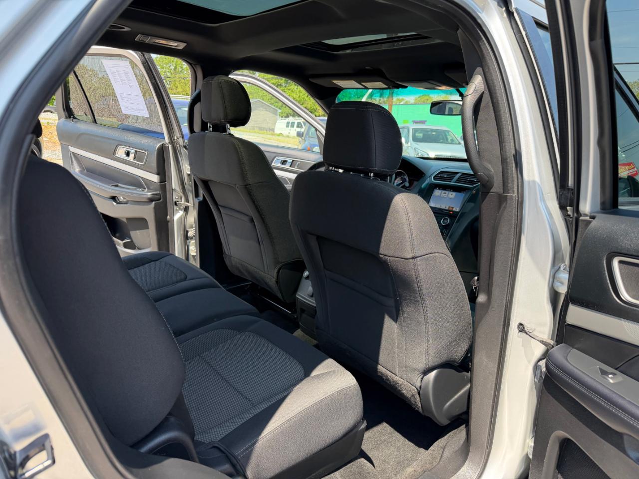 Ford Explorer XLT FWD 2017
