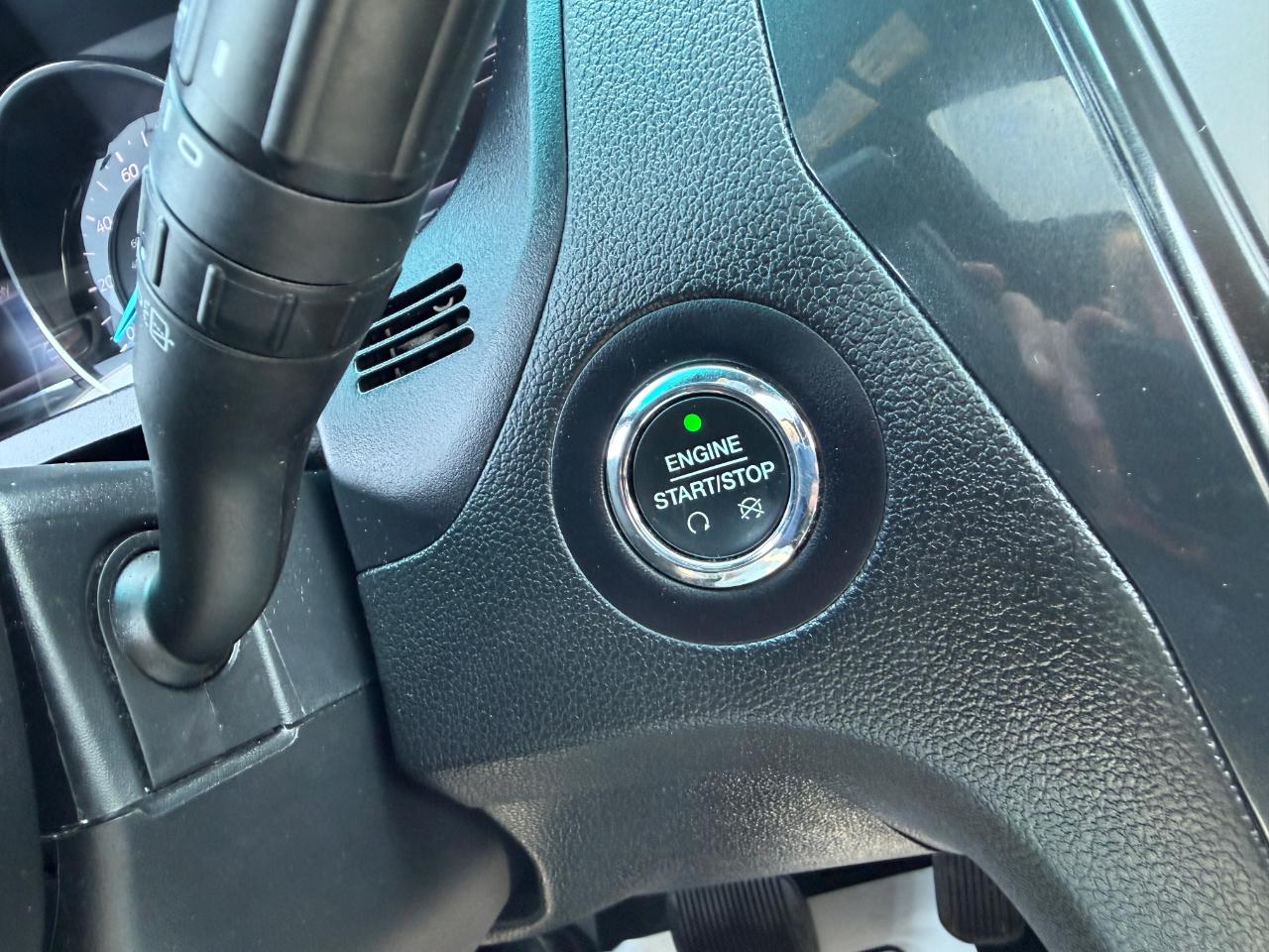 Ford Explorer XLT FWD 2017
