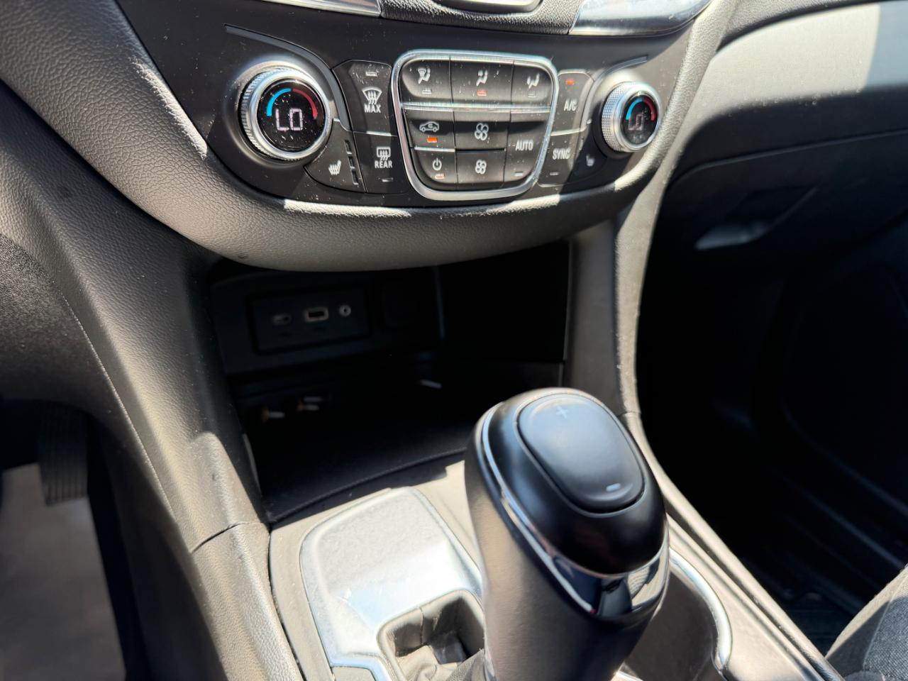 Chevrolet Equinox FWD 4dr LT 2019