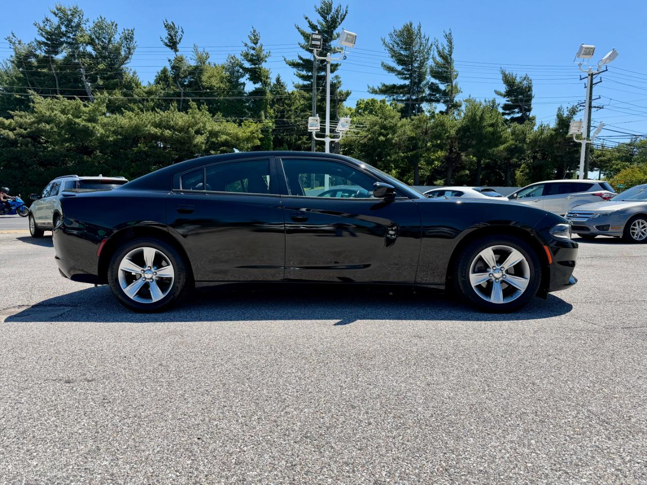 Dodge Charger 4dr Sdn SE RWD 2015
