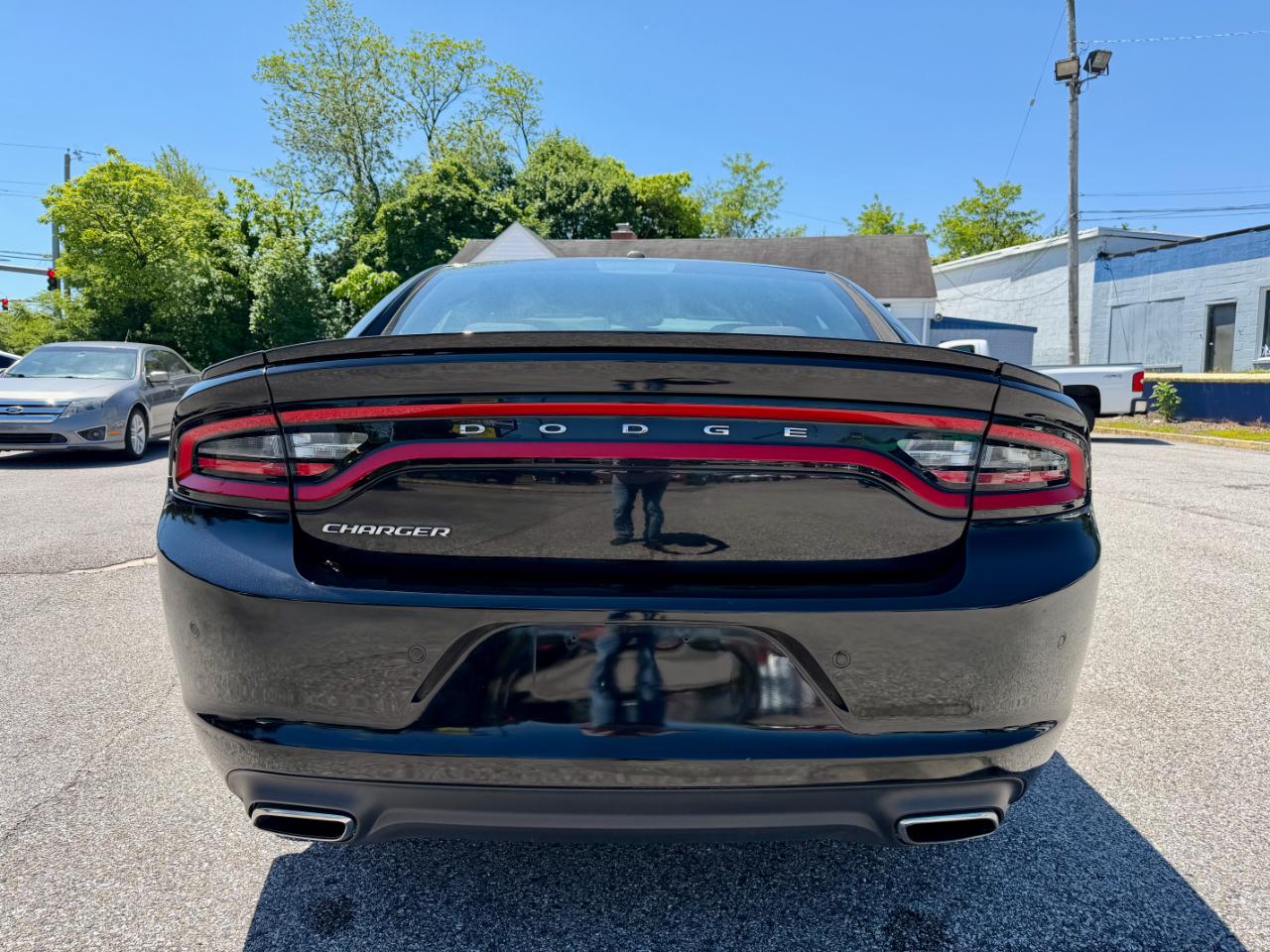 Dodge Charger 4dr Sdn SE RWD 2015