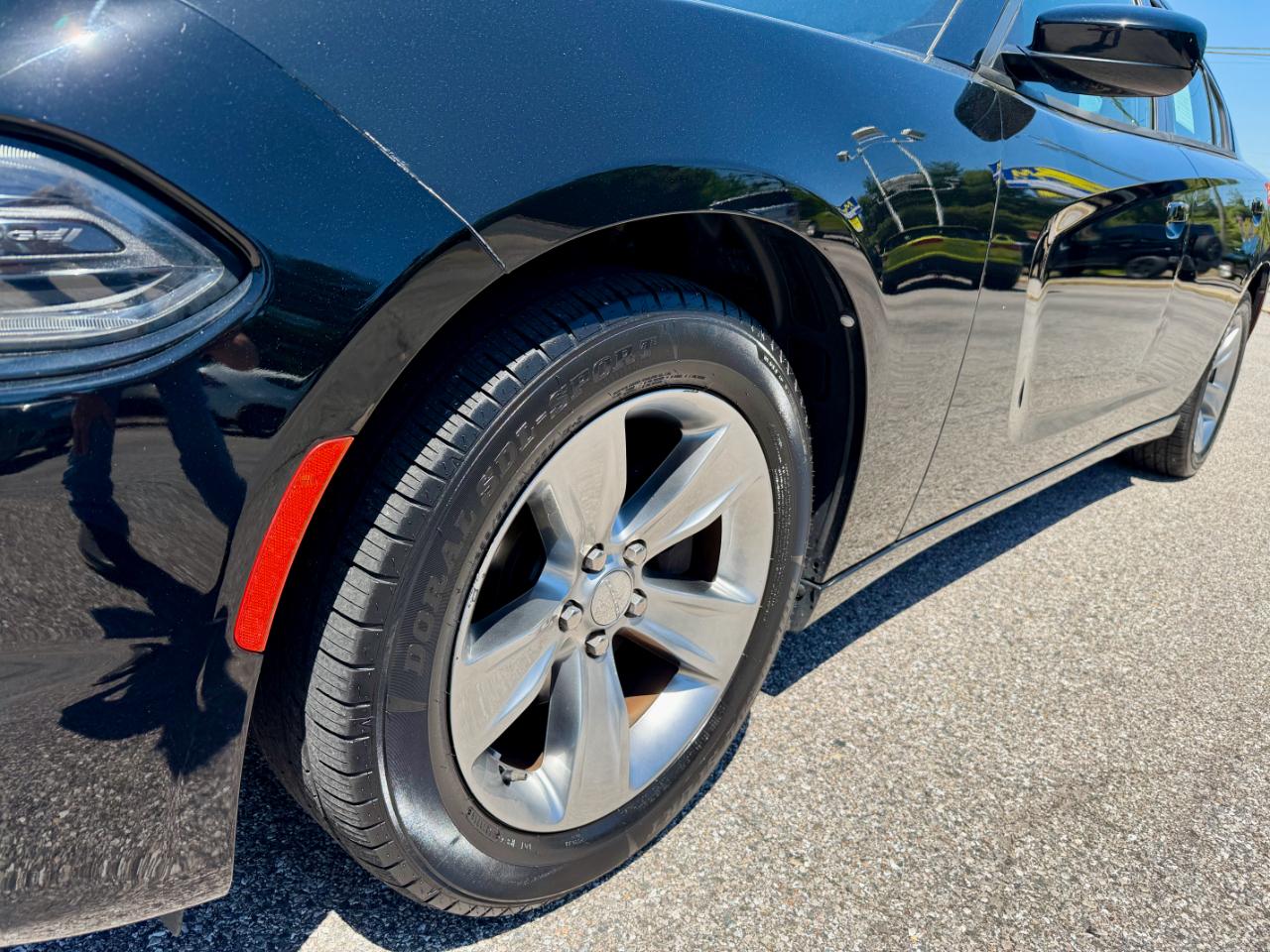 Dodge Charger 4dr Sdn SE RWD 2015