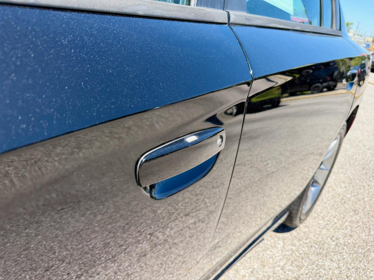 Dodge Charger 4dr Sdn SE RWD 2015