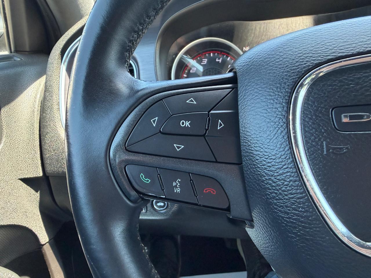 Dodge Charger 4dr Sdn SE RWD 2015
