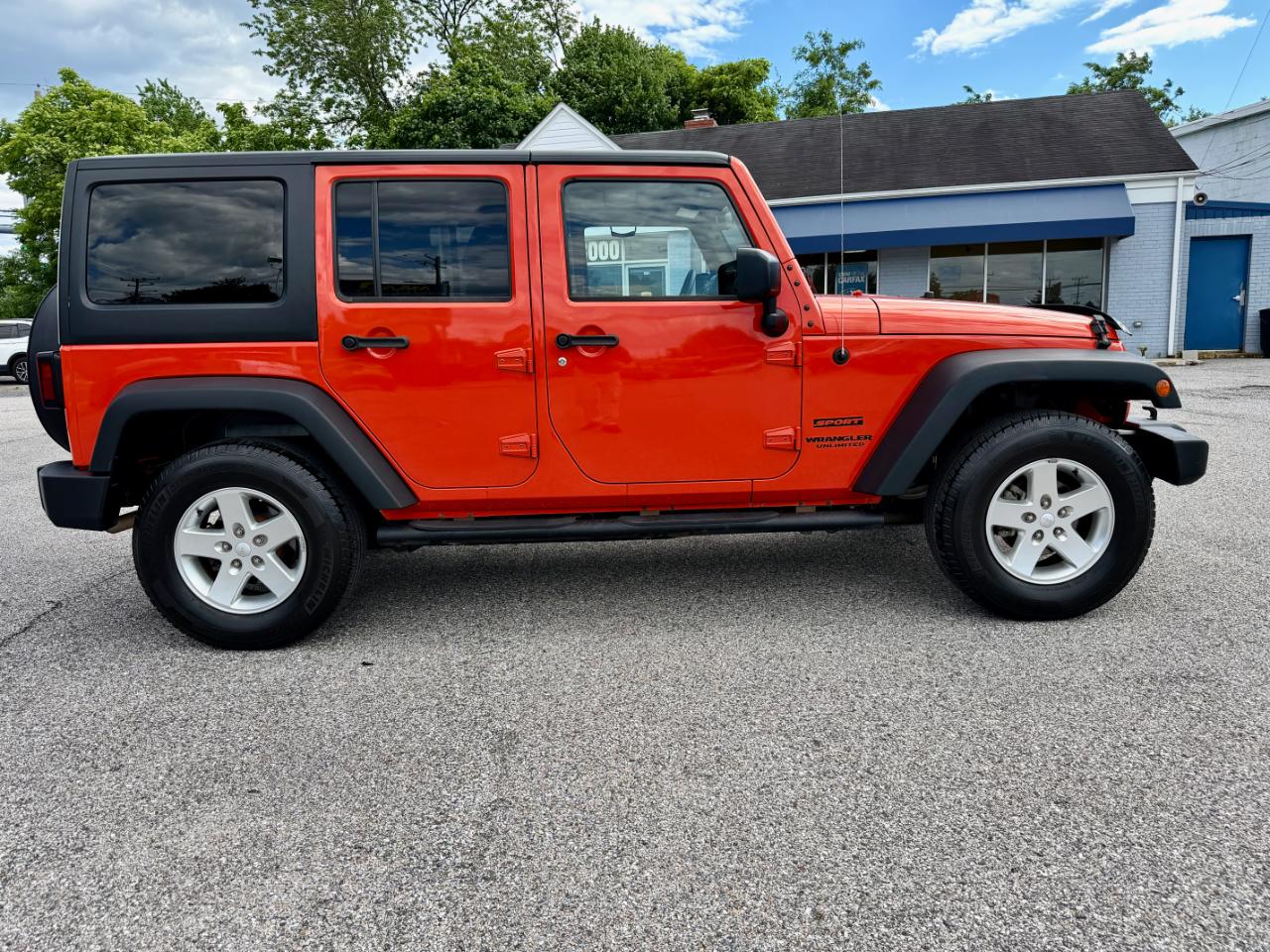 Jeep Wrangler Unlimited 4WD 4dr Sport 2015