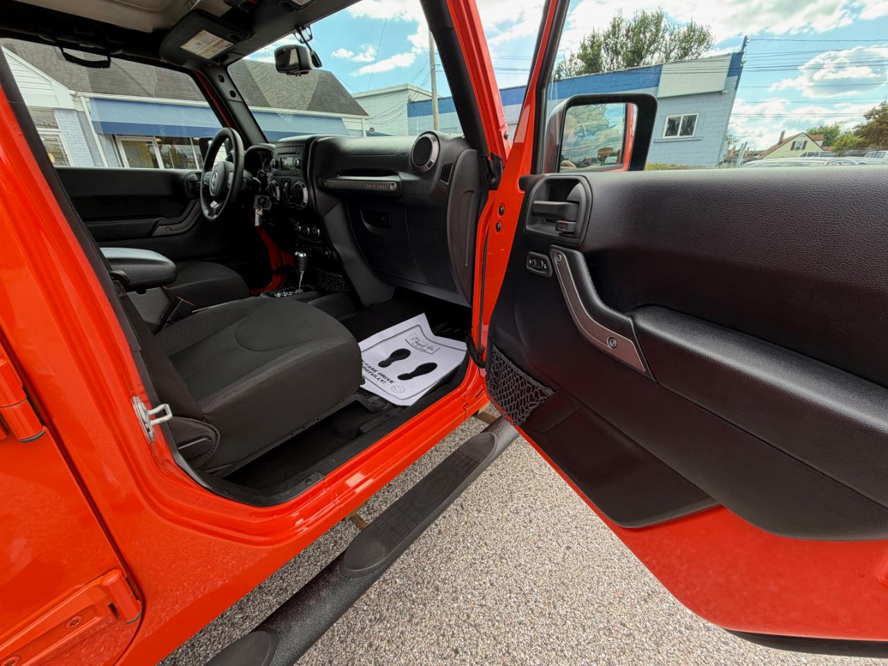 Jeep Wrangler Unlimited 4WD 4dr Sport 2015
