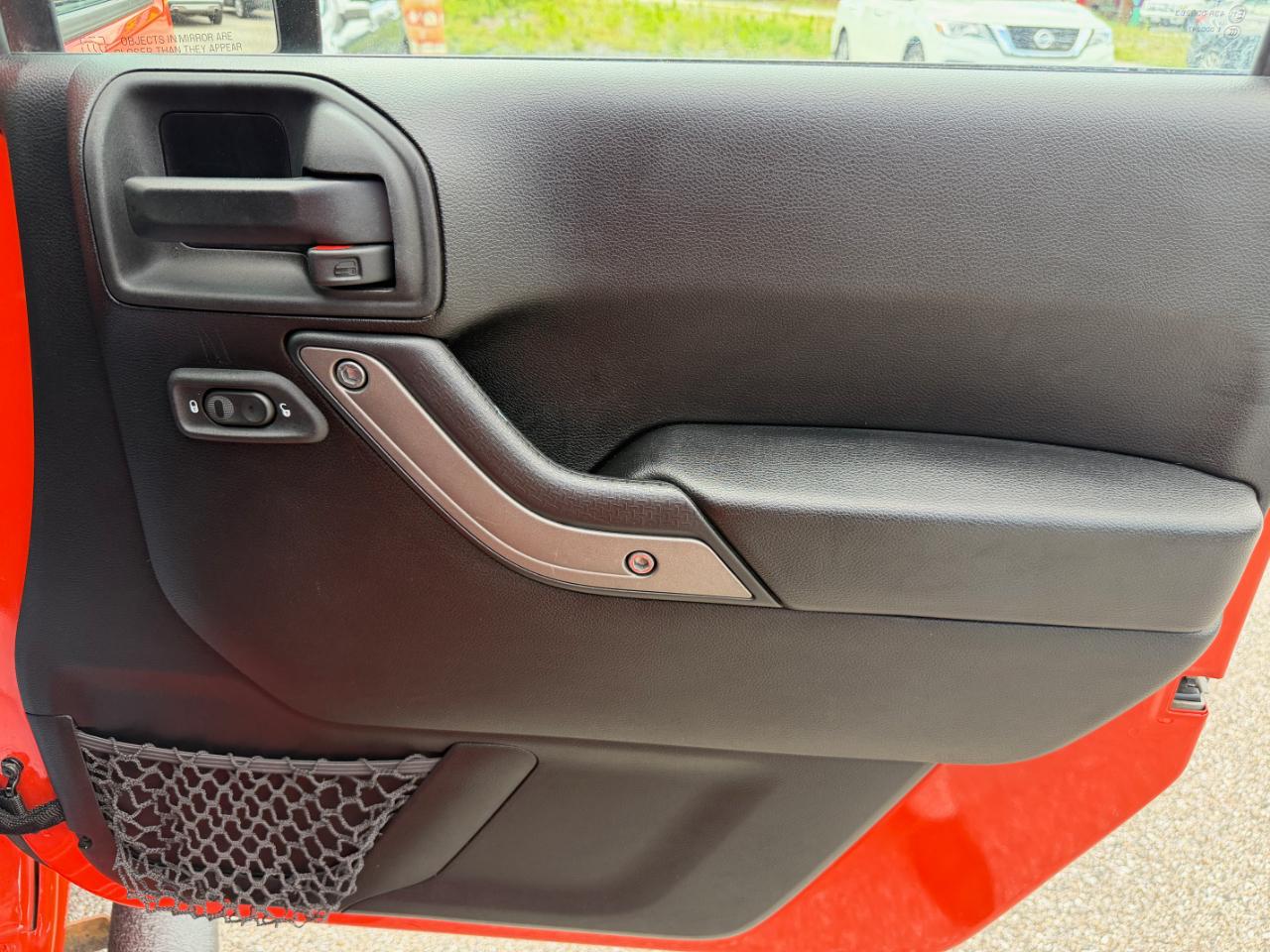 Jeep Wrangler Unlimited 4WD 4dr Sport 2015