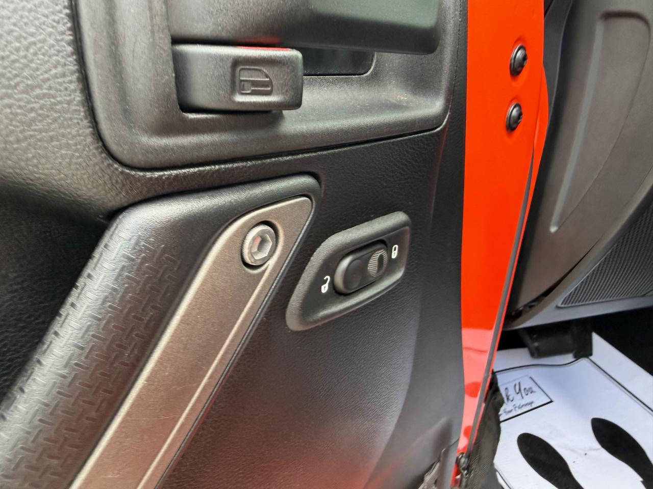 Jeep Wrangler Unlimited 4WD 4dr Sport 2015