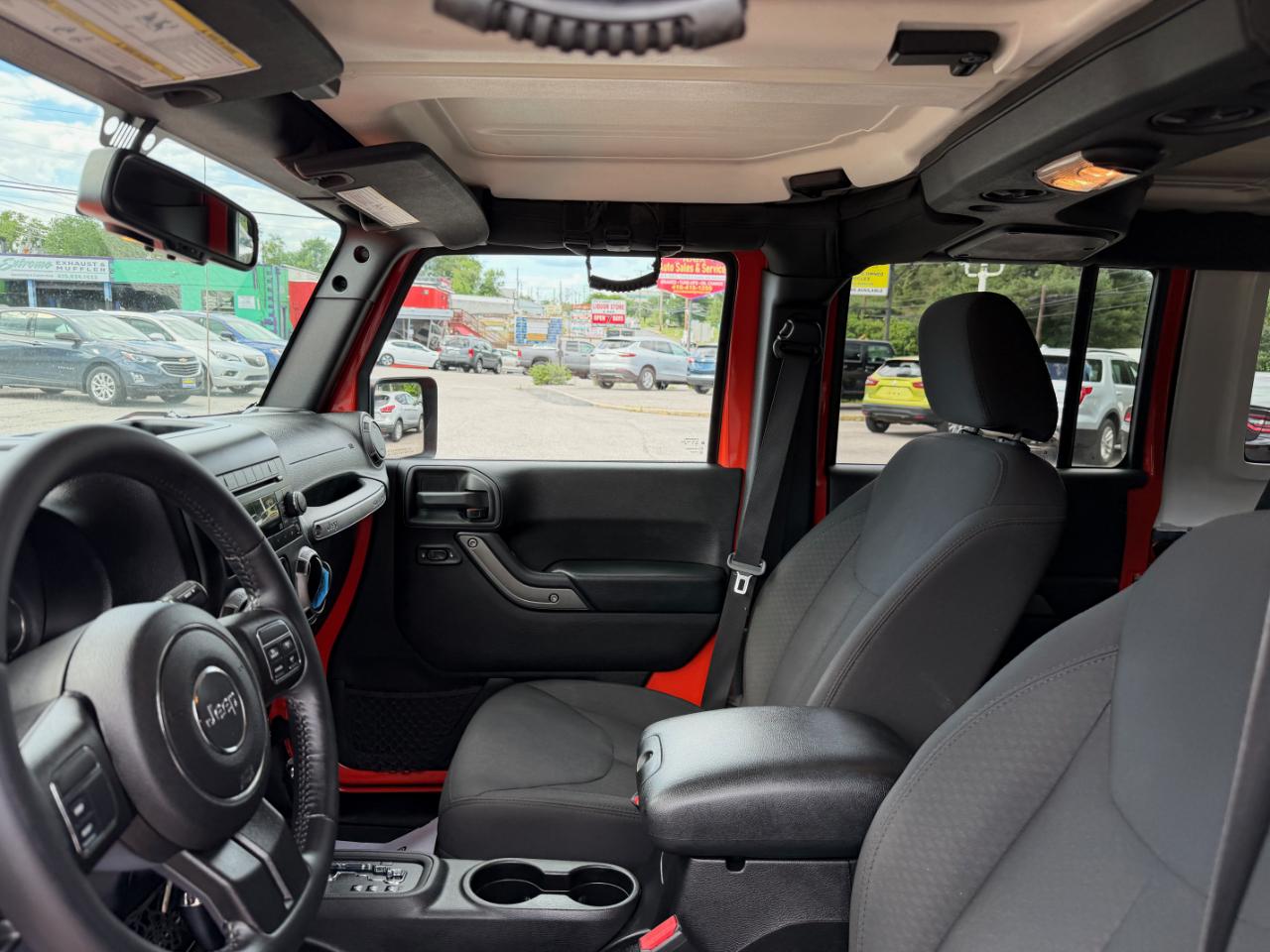 Jeep Wrangler Unlimited 4WD 4dr Sport 2015