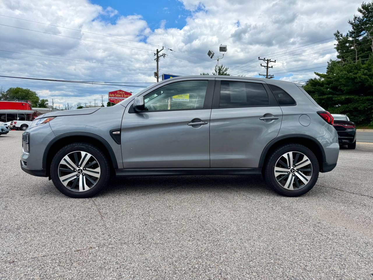 Mitsubishi Outlander Sport ES 2.0 CVT 2021