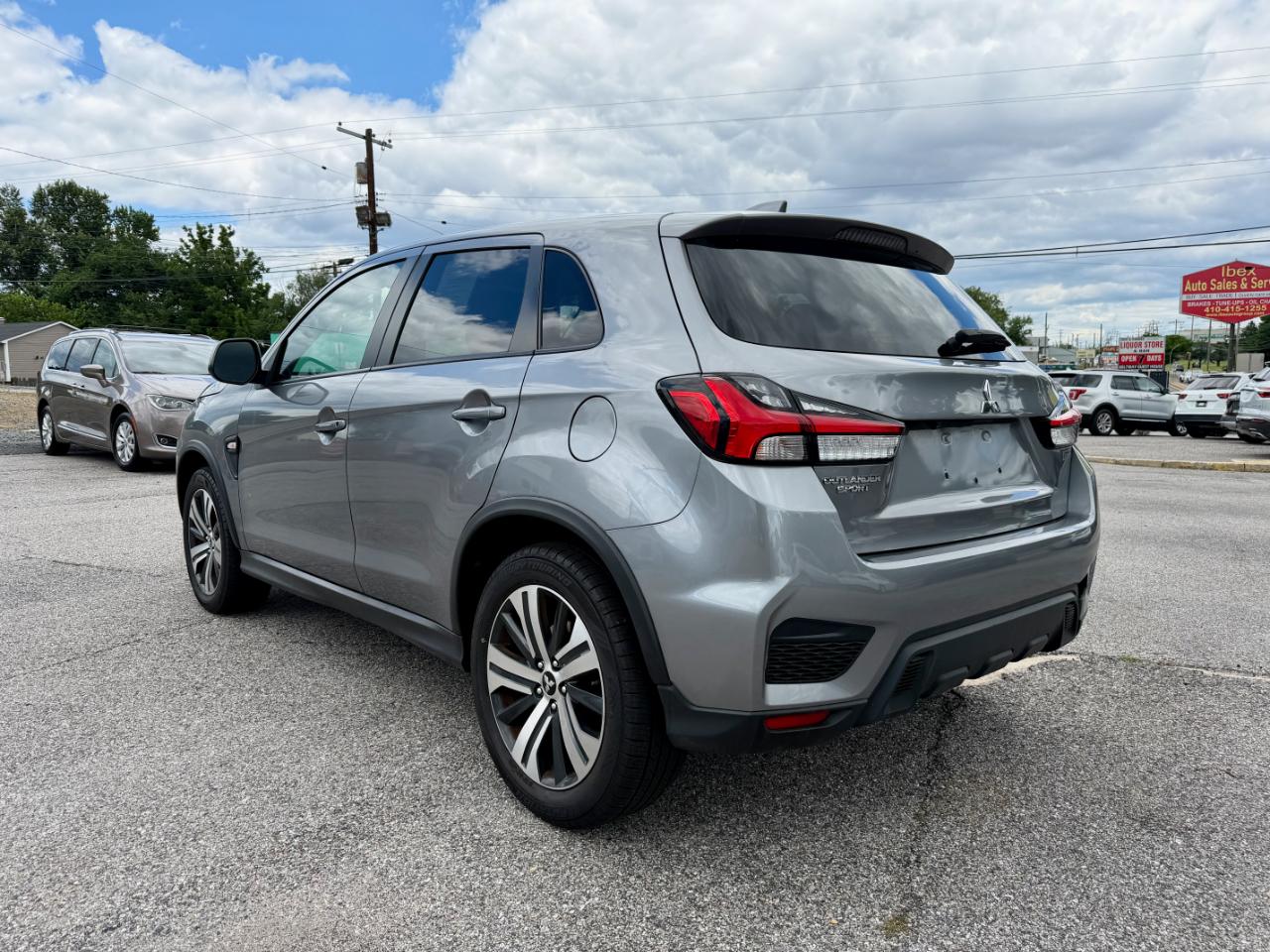 Mitsubishi Outlander Sport ES 2.0 CVT 2021
