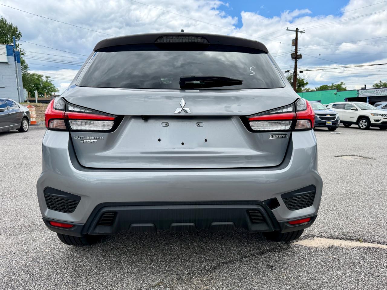 Mitsubishi Outlander Sport ES 2.0 CVT 2021