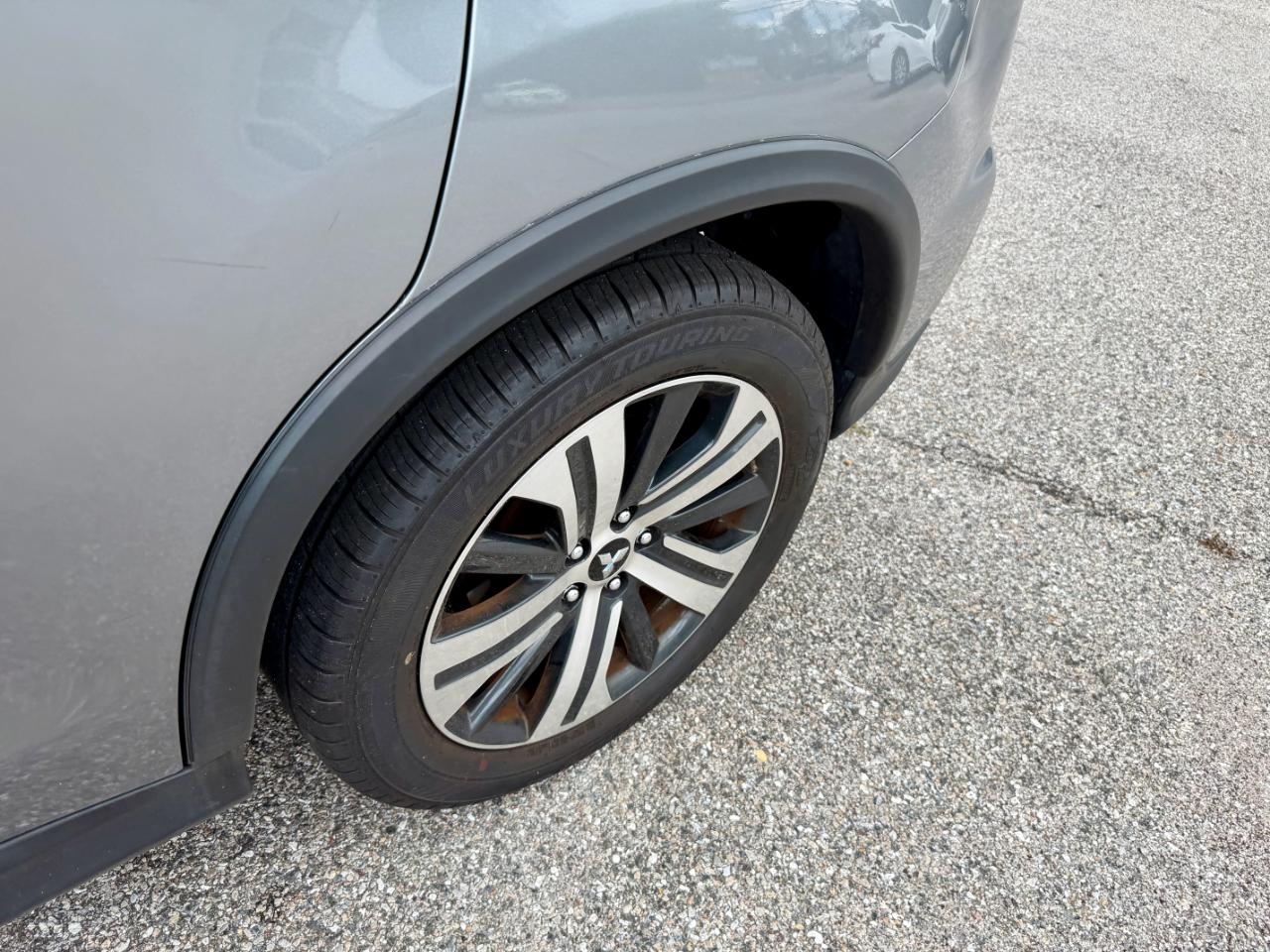 Mitsubishi Outlander Sport ES 2.0 CVT 2021