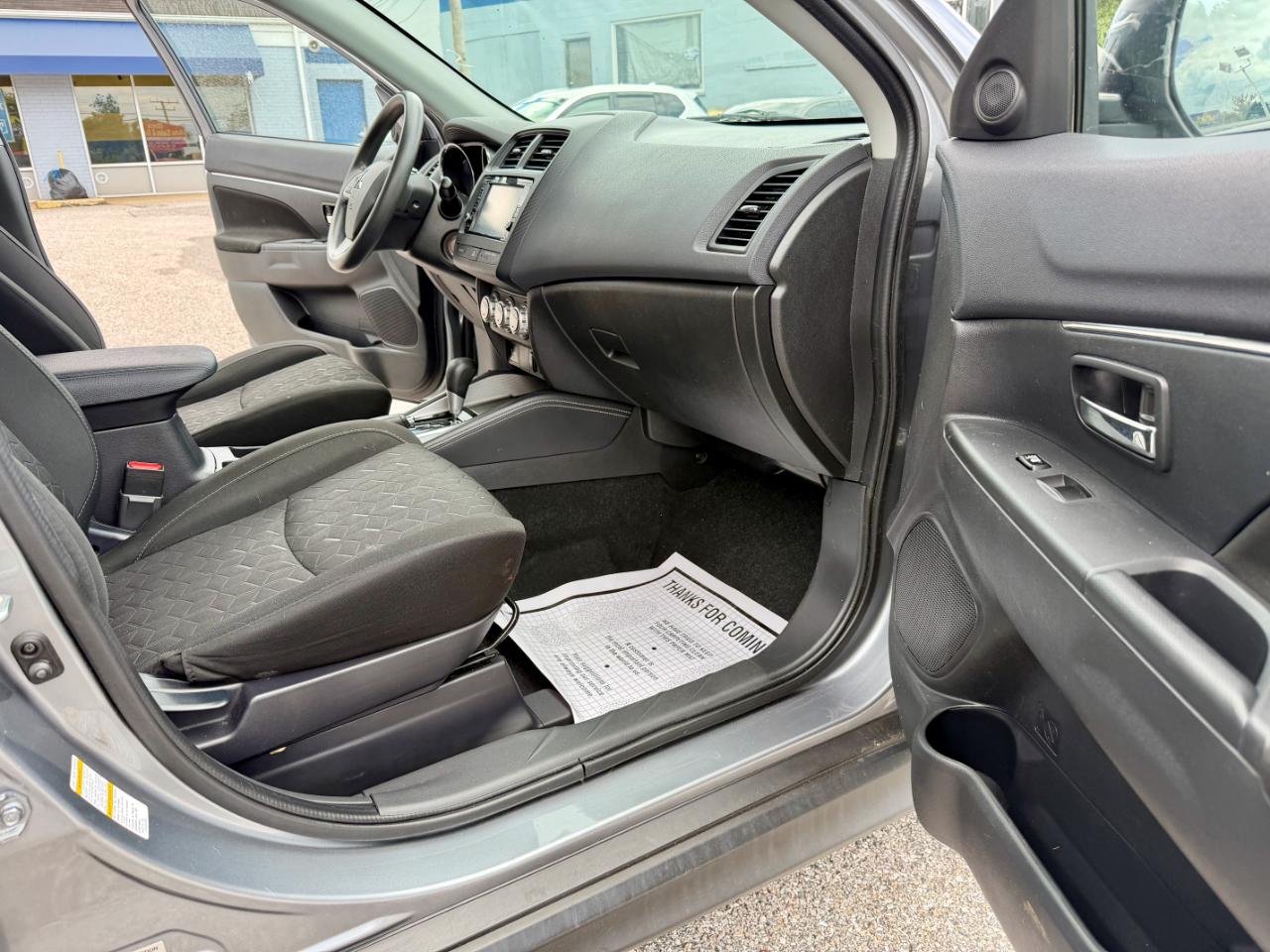 Mitsubishi Outlander Sport ES 2.0 CVT 2021