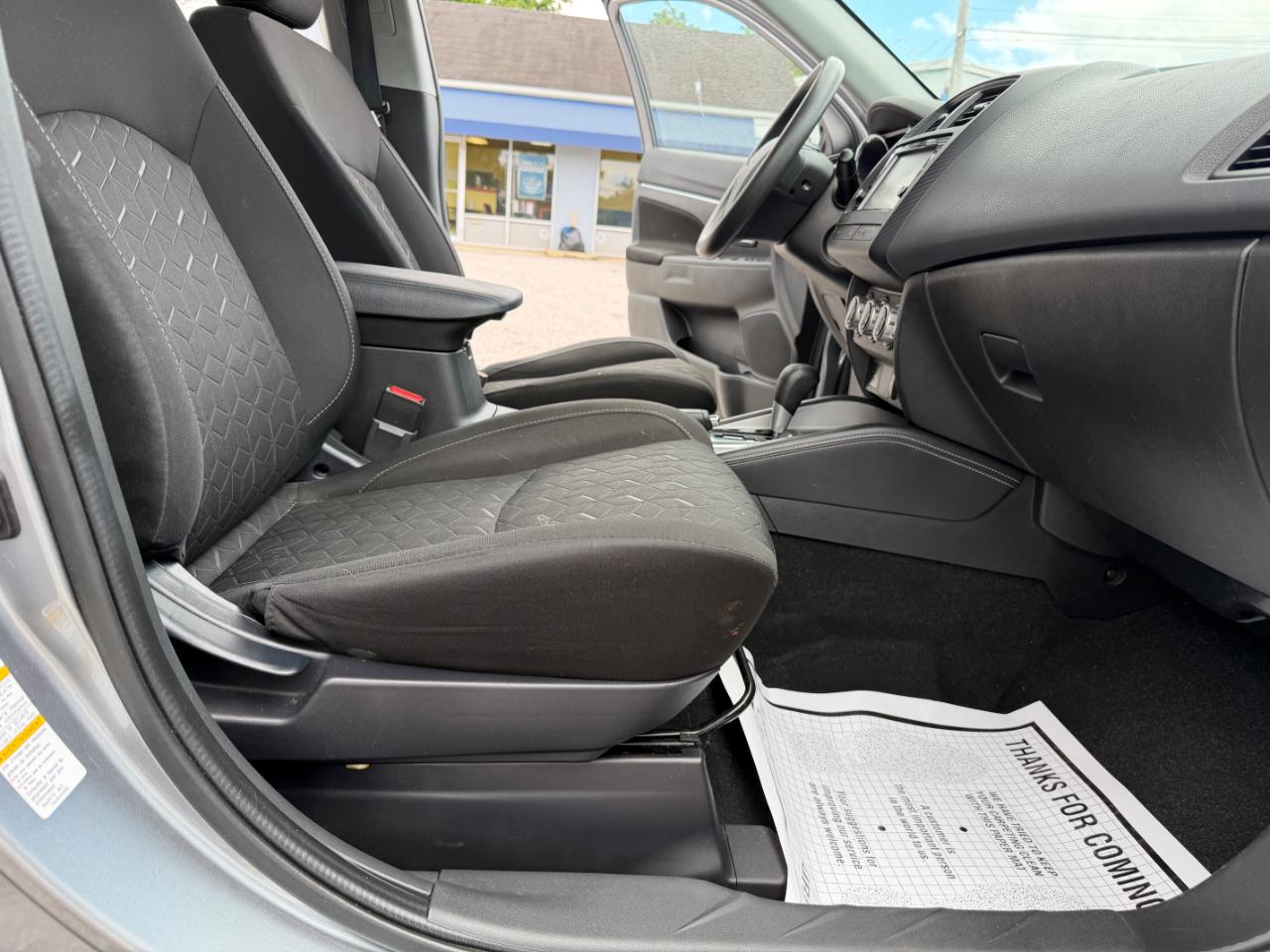 Mitsubishi Outlander Sport ES 2.0 CVT 2021