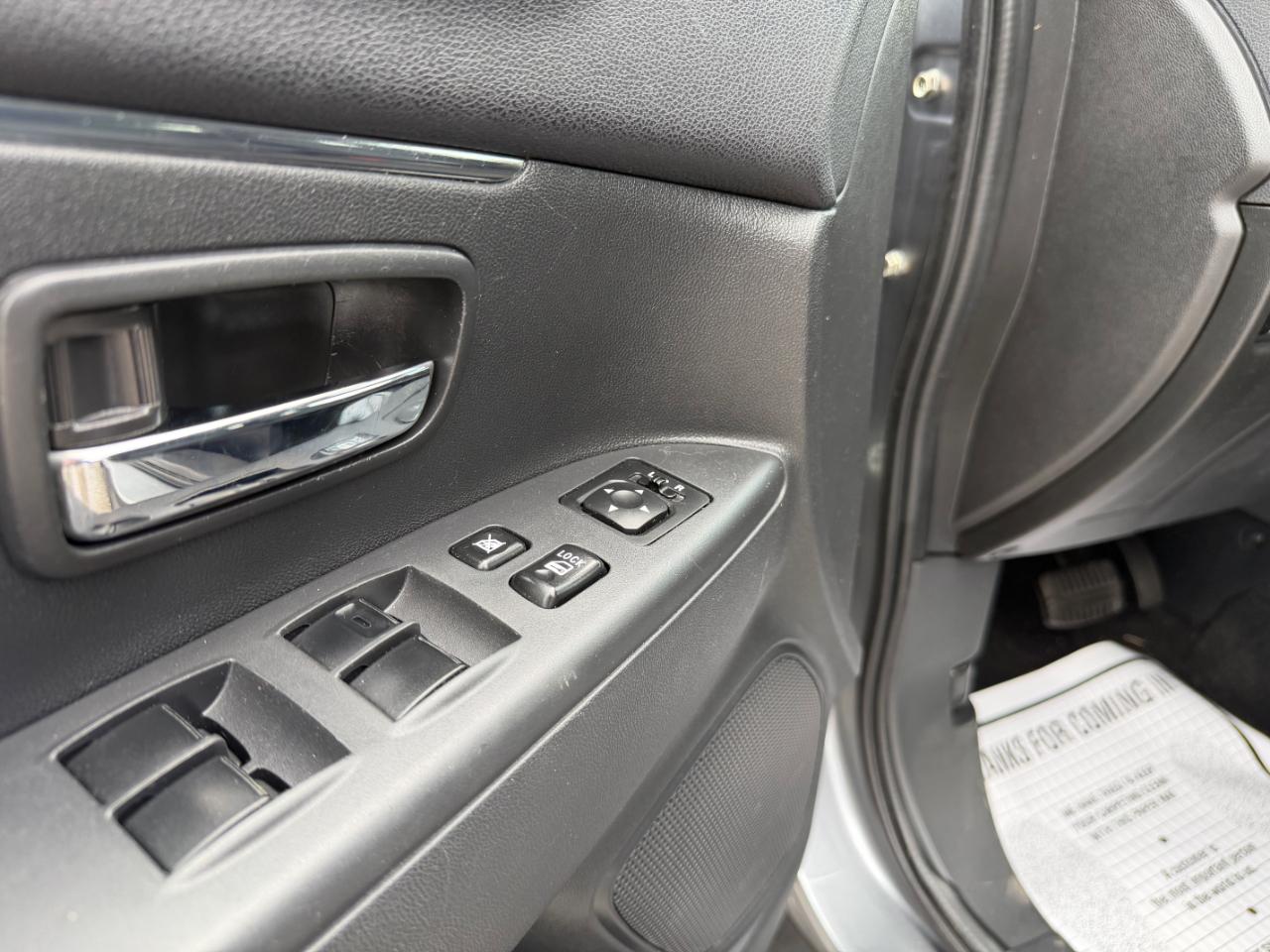 Mitsubishi Outlander Sport ES 2.0 CVT 2021