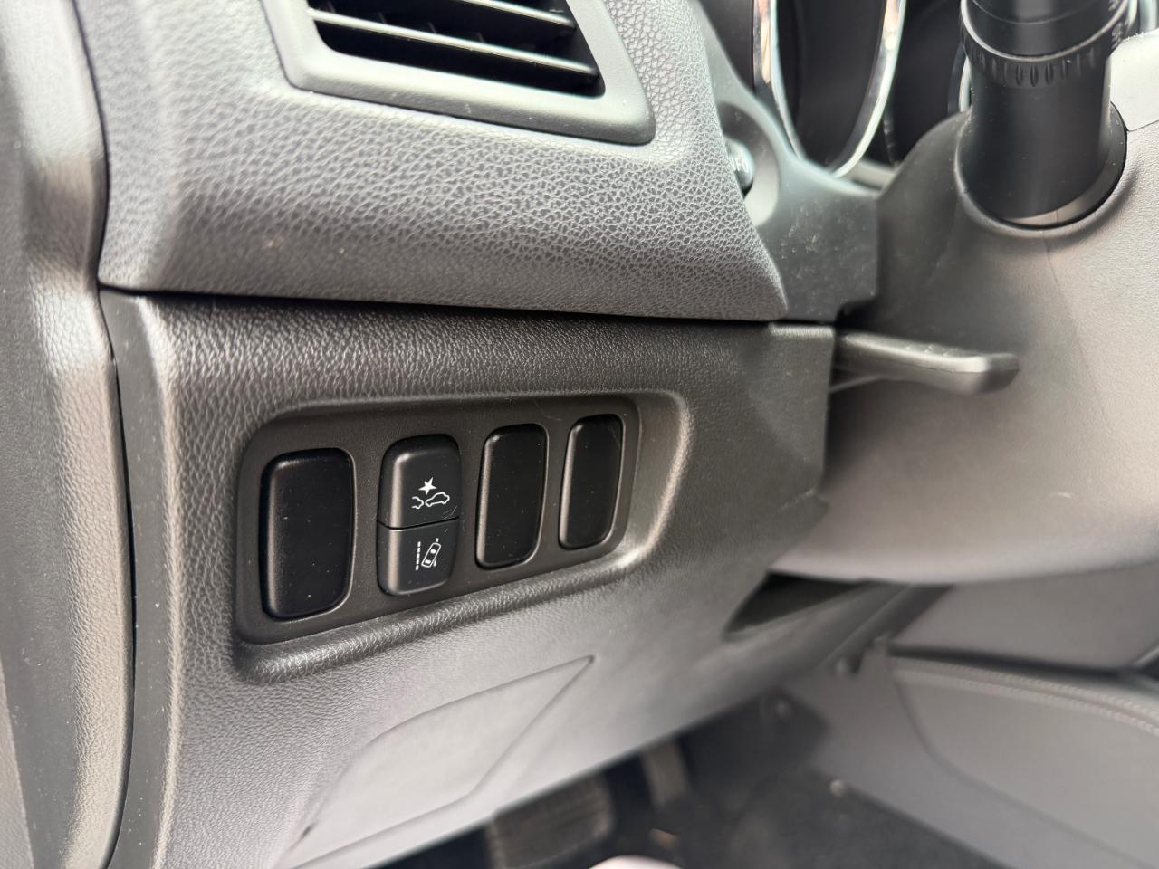 Mitsubishi Outlander Sport ES 2.0 CVT 2021