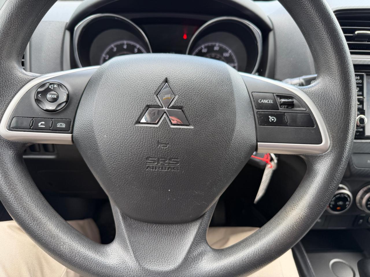 Mitsubishi Outlander Sport ES 2.0 CVT 2021