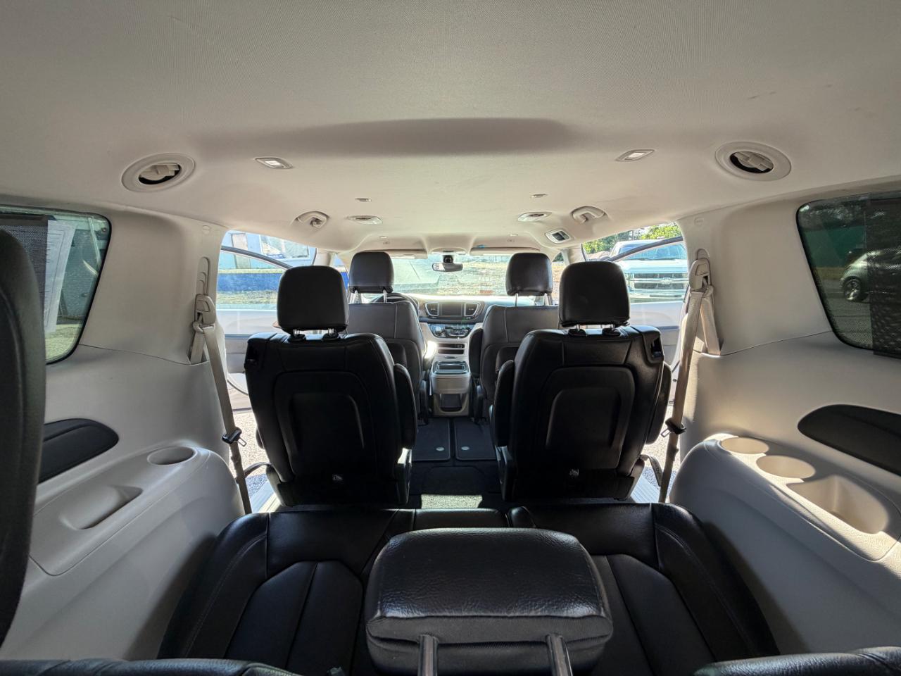 Chrysler Pacifica Touring L FWD 2018