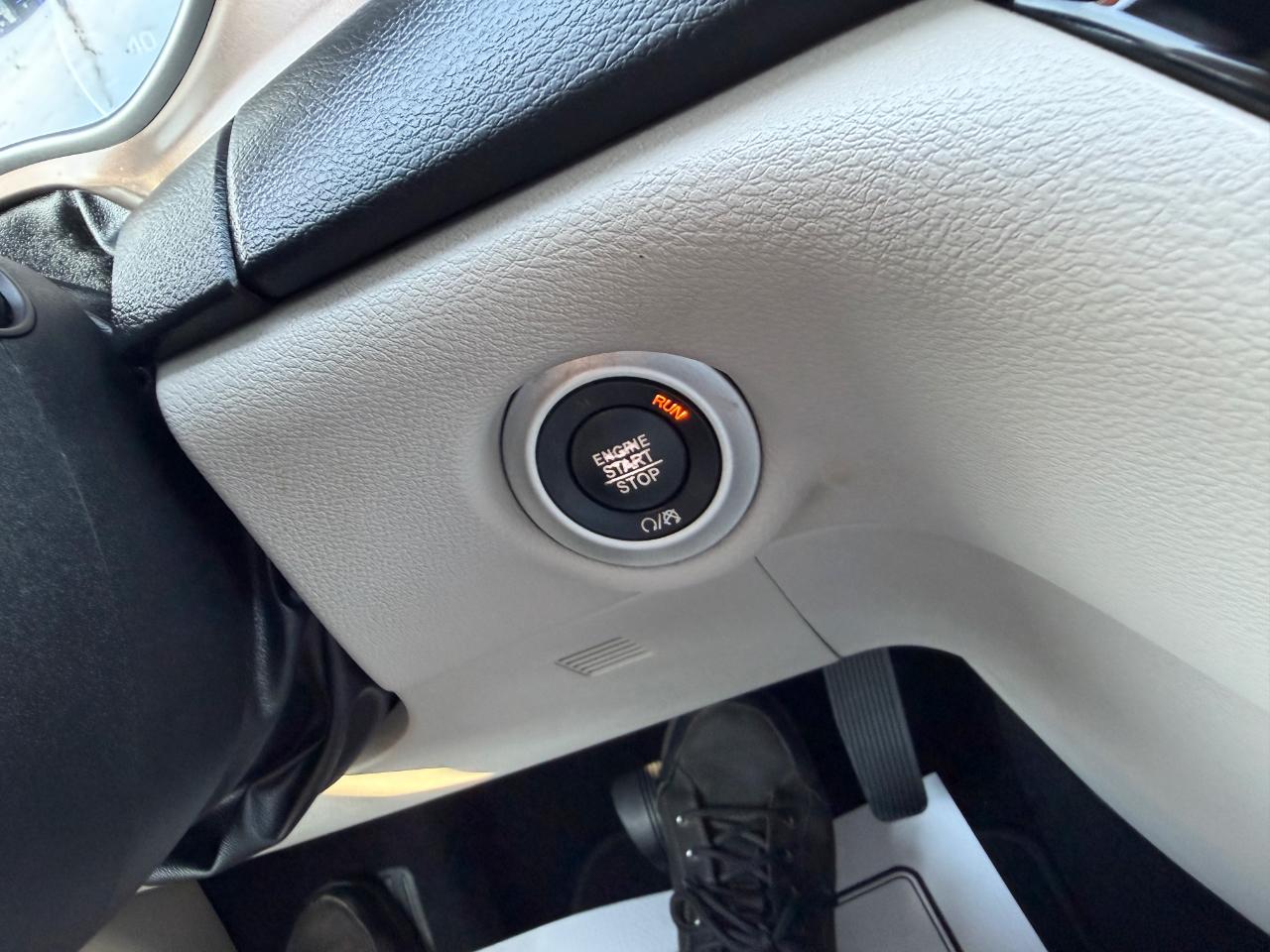 Chrysler Pacifica Touring L FWD 2018