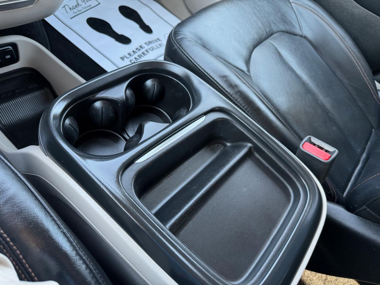Chrysler Pacifica Touring L FWD 2018