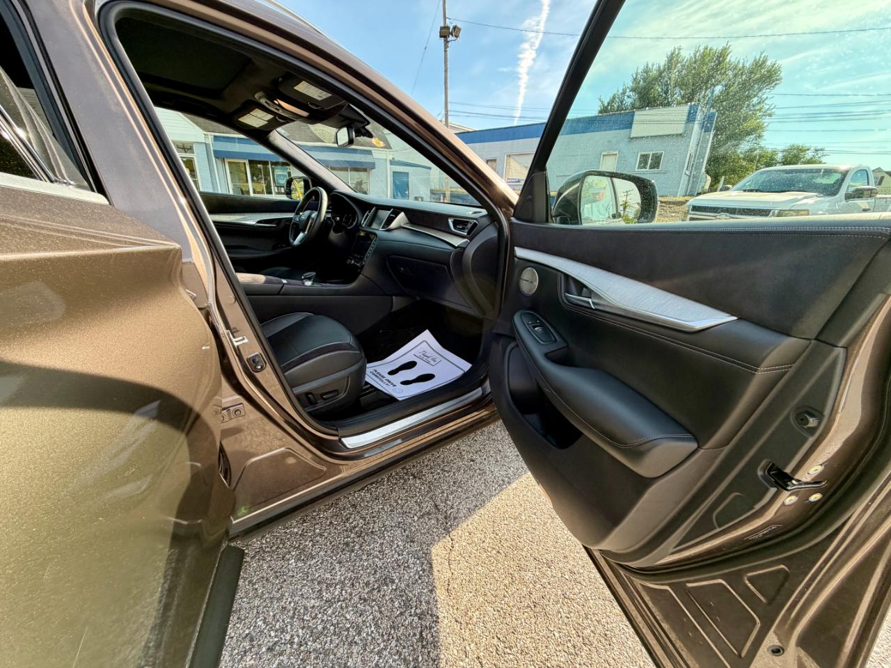 Infiniti QX50 ESSENTIAL AWD 2019