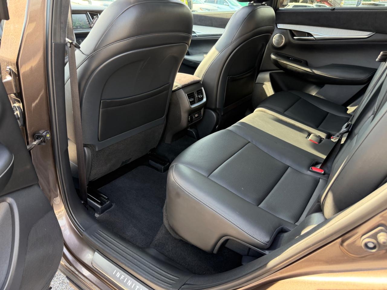 Infiniti QX50 ESSENTIAL AWD 2019
