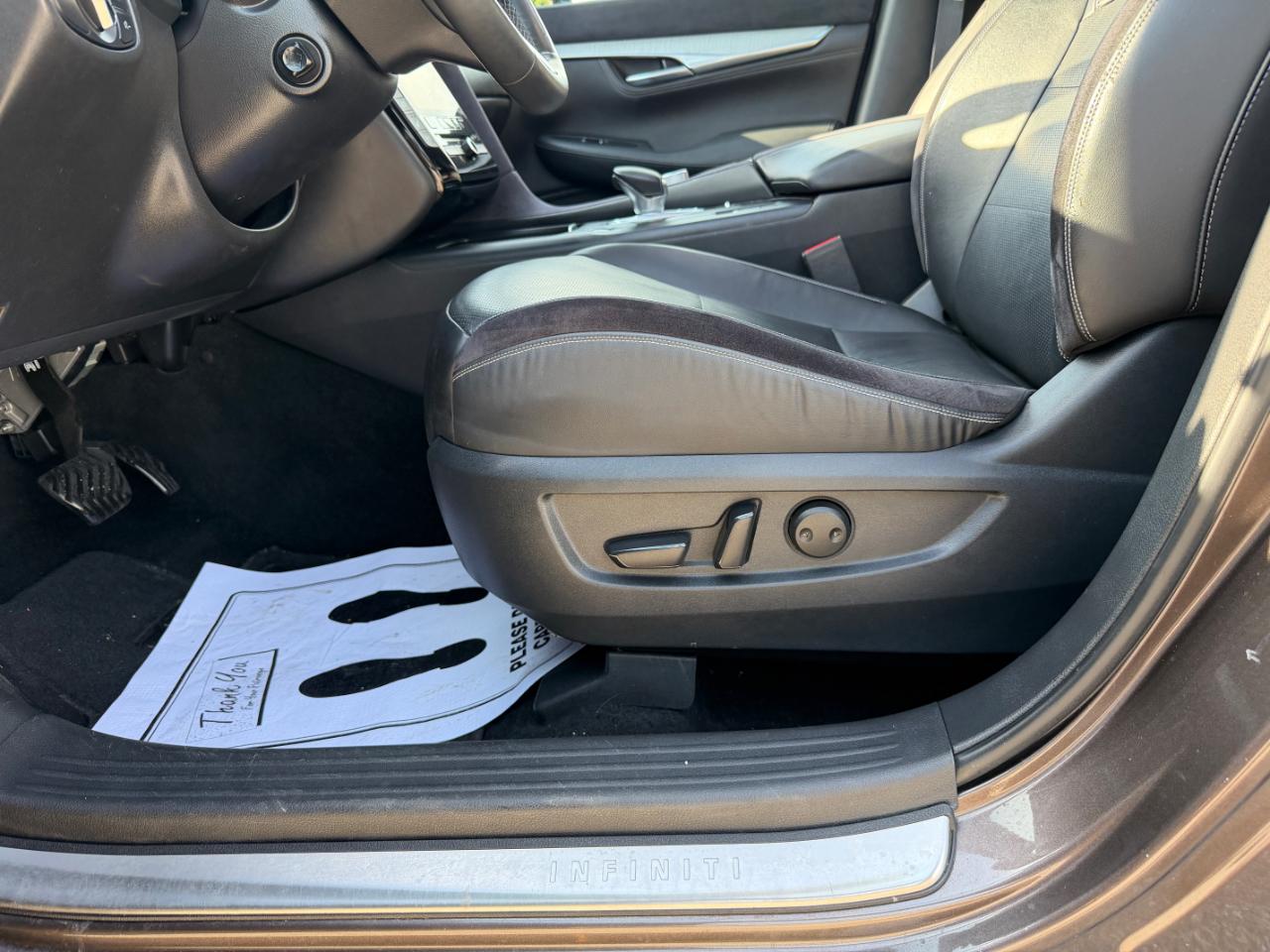 Infiniti QX50 ESSENTIAL AWD 2019