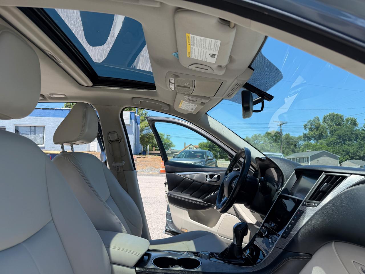 Infiniti Q50 4dr Sdn Premium AWD 2015