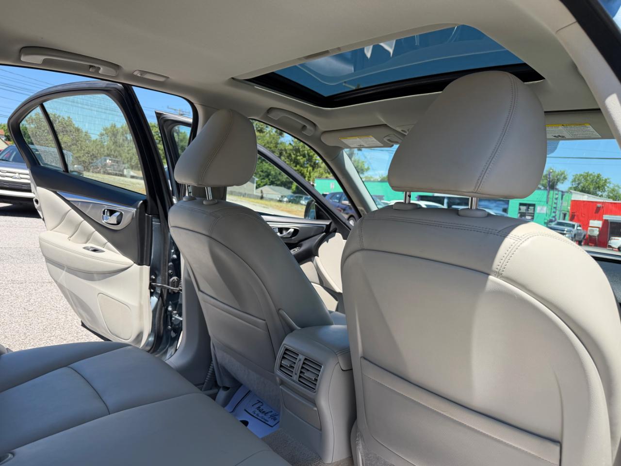 Infiniti Q50 4dr Sdn Premium AWD 2015