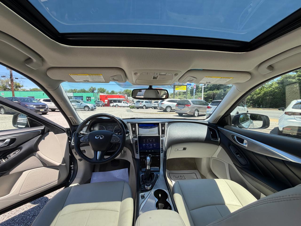 Infiniti Q50 4dr Sdn Premium AWD 2015