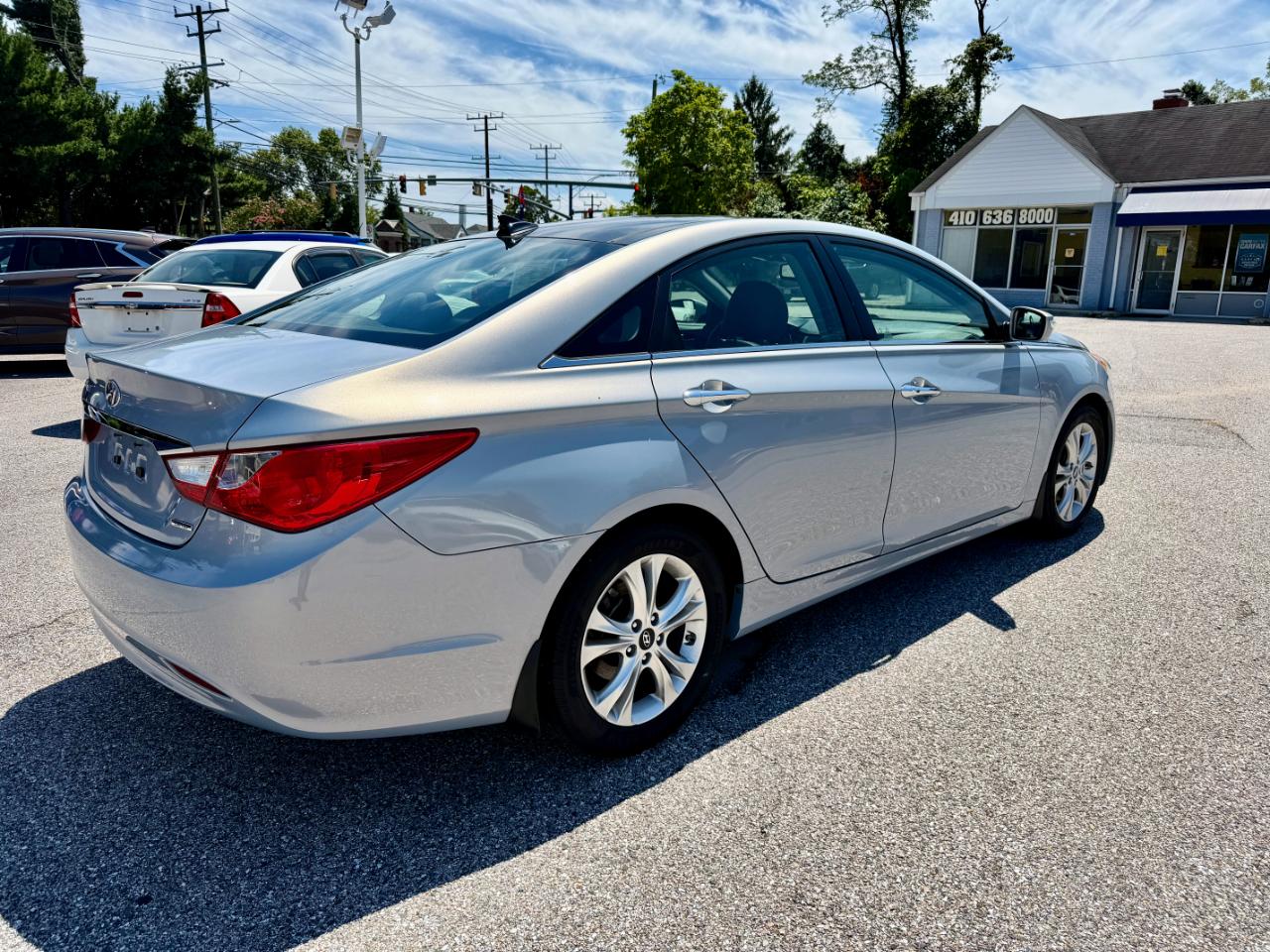 Hyundai Sonata 4dr Sdn 2.4L Auto Limited PZEV 2012