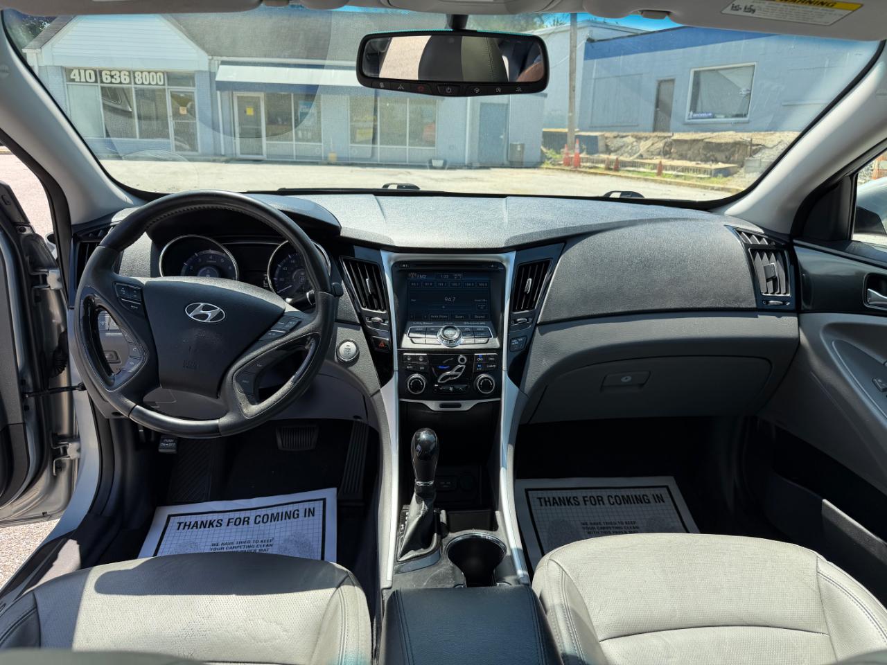 Hyundai Sonata 4dr Sdn 2.4L Auto Limited PZEV 2012